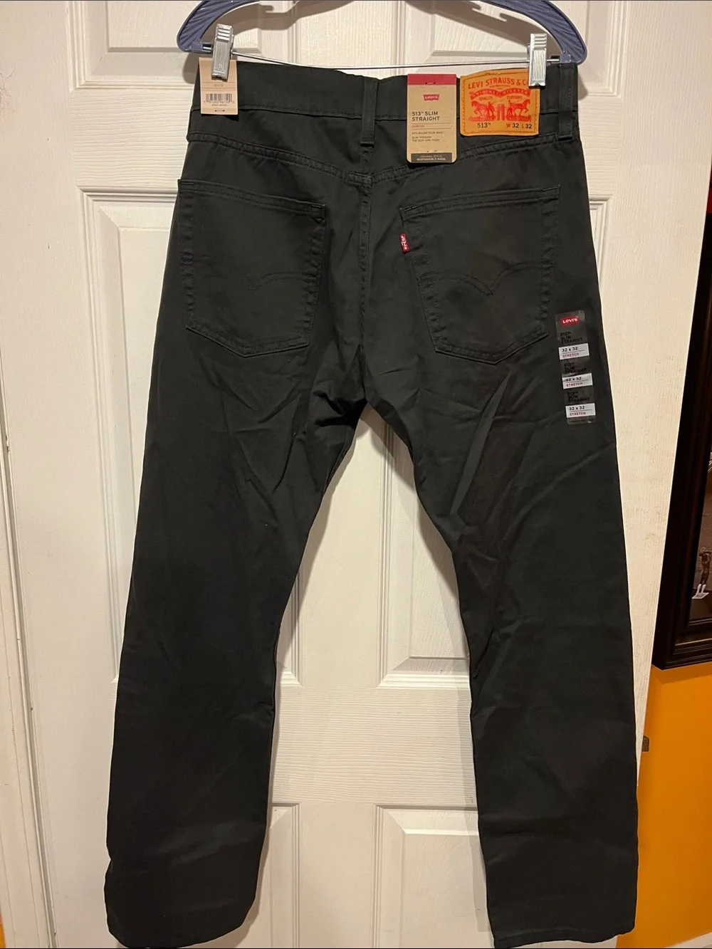 Levi's Men's Black Slim Straight Jeans